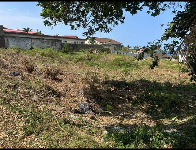 LAND FOR SALE IN MANABA BEACH